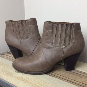Women’s ankle boots